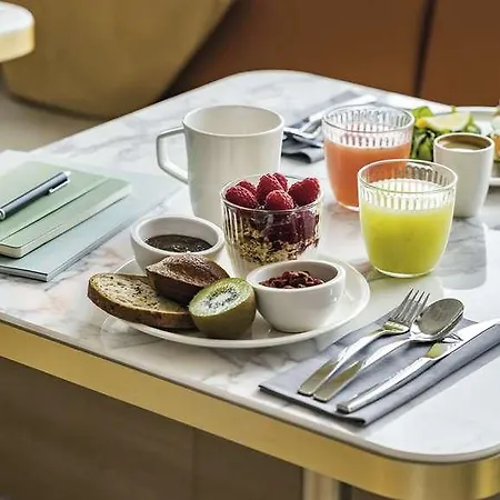 Okko Aeroport Szálloda 4*