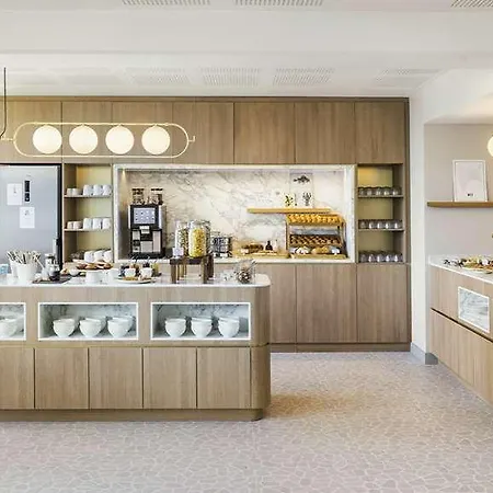 Okko Aeroport Szálloda Nizza