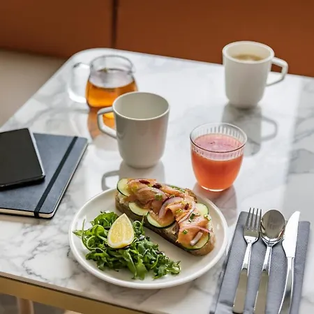 Okko Aéroport Hotel 4*